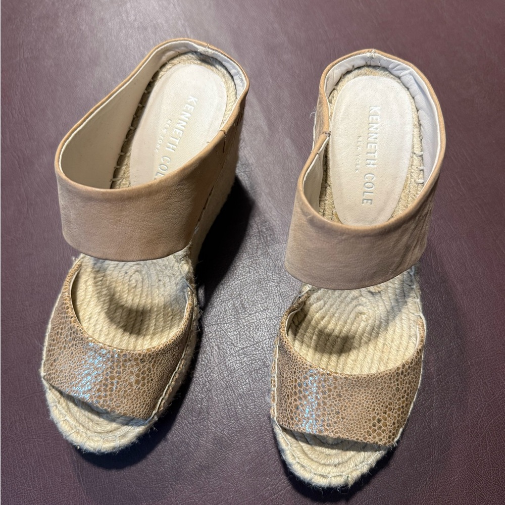 Kenneth Cole Women's Tan Espadrille Wedge Sandals